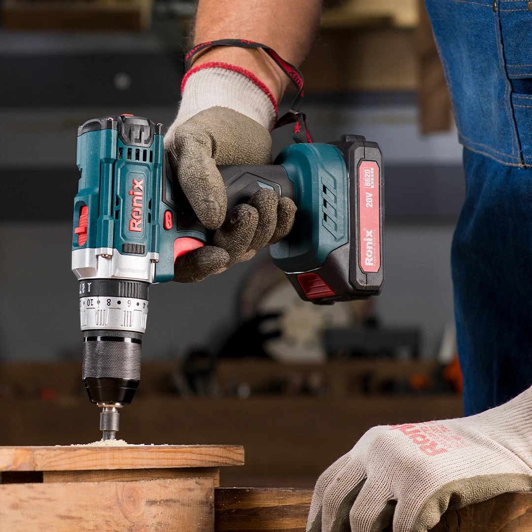 8620 cordless drill.jpg