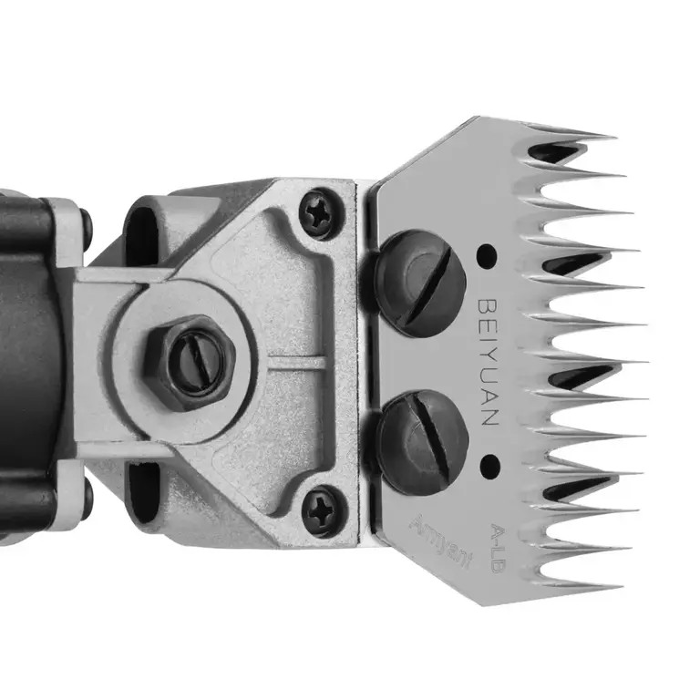 Ronix 4010 Sheep Clipper – Precision, Power, and Professional Performance for Modern Sheep Farming