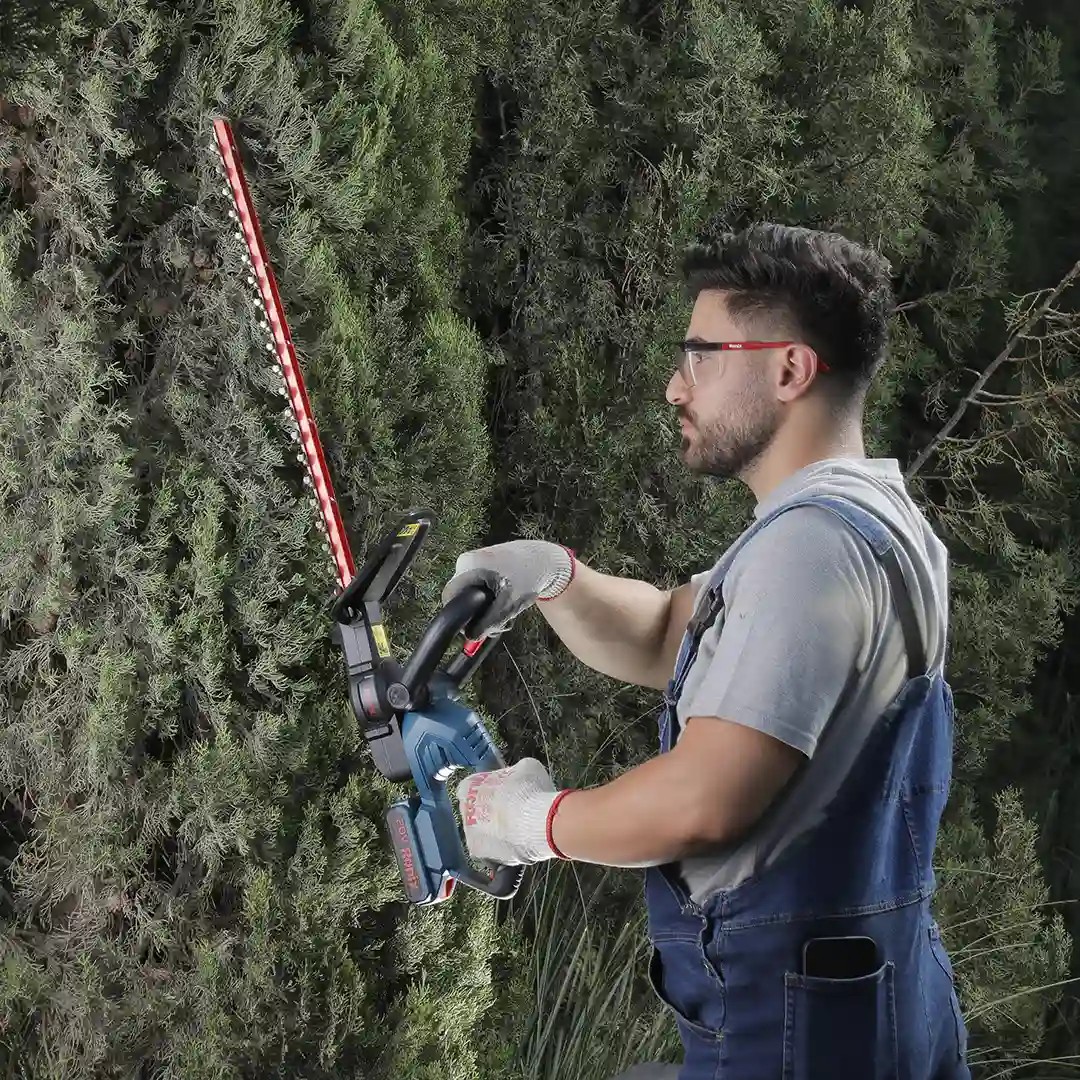 Ronix 8920 20V Brushless Cordless Hedge Trimmer – Precision, Power, and Effortless Hedge Care
