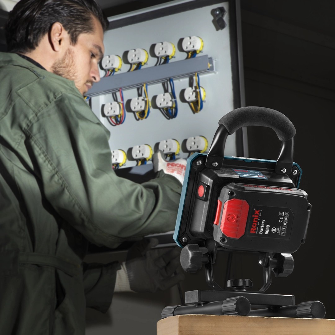 8607 cordless worklight-Ronix Tools (3).jpg